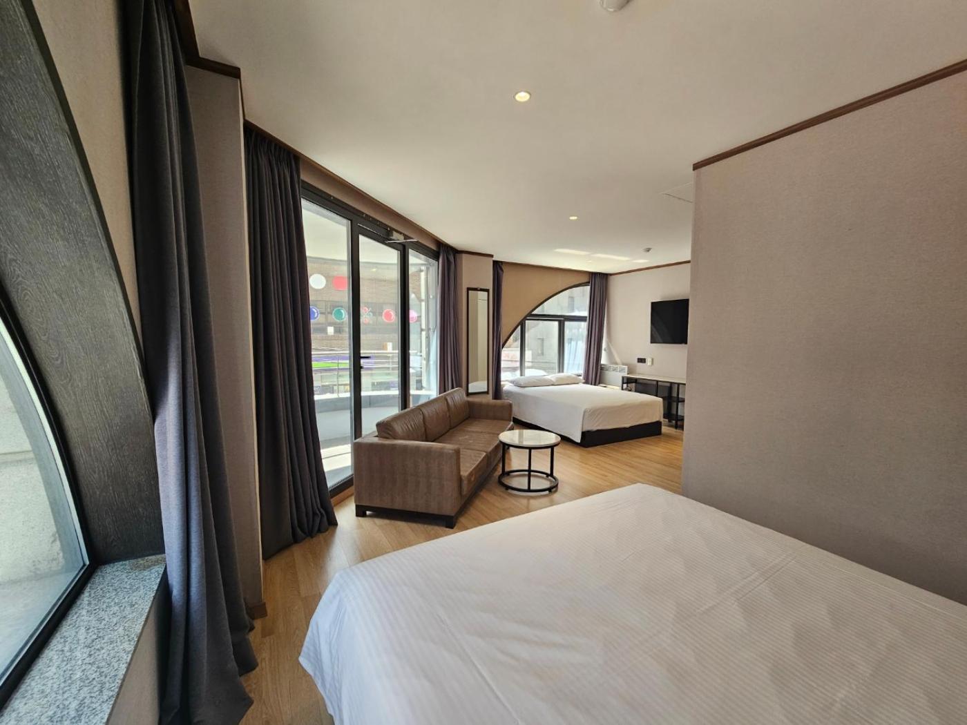 Sunland Hotel Jeju Exterior photo
